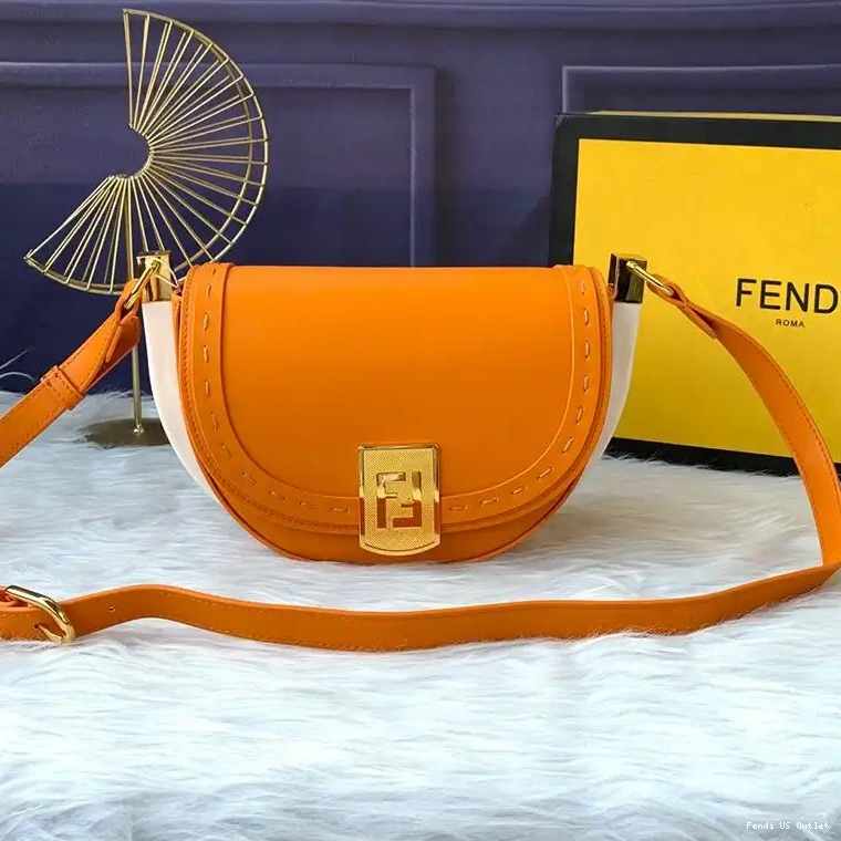 Vintage HOT ROMA Fendi Bag Logo Moonlight Orange Leather In Calf 0531